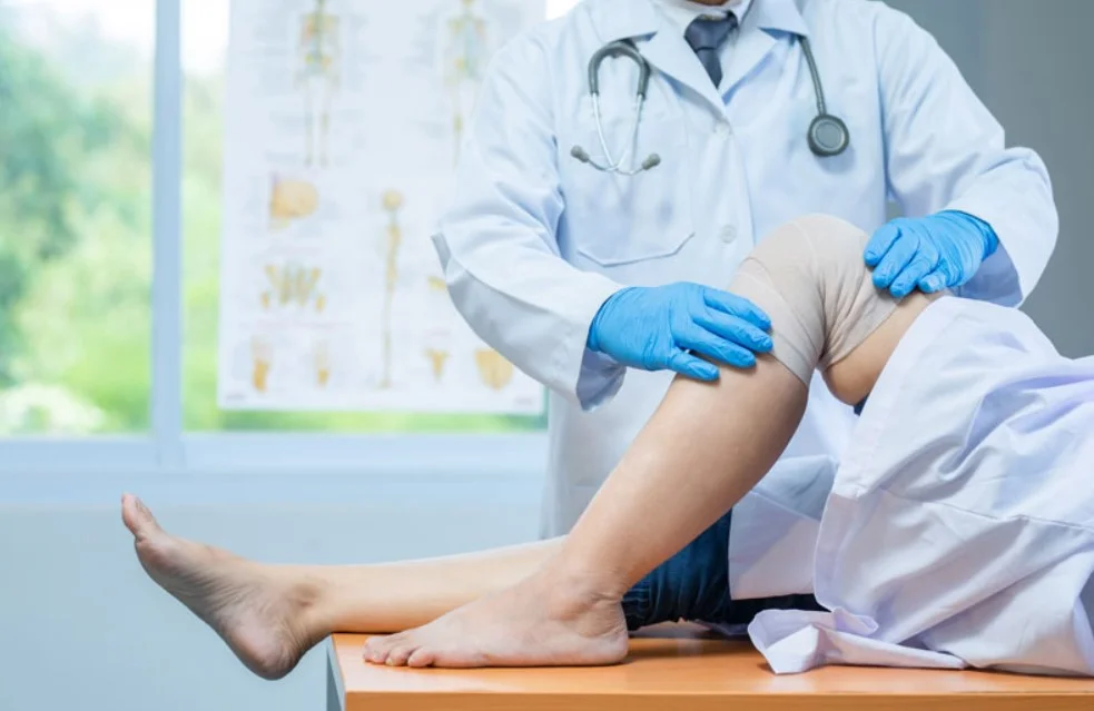 ICD 10 left knee pain